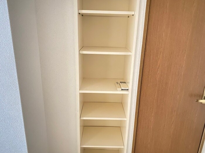 物件内観写真14　(靴箱)