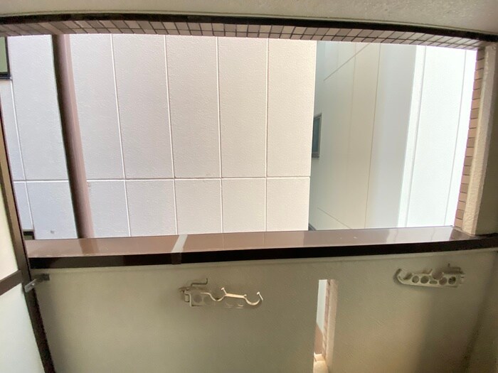 物件内観写真21　(室内からの展望)