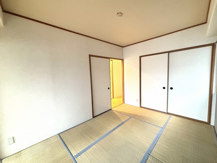 物件内観写真14　(居室)