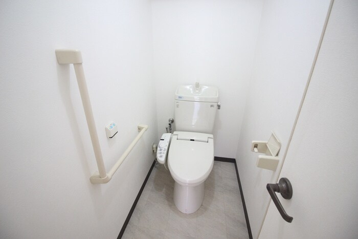 物件内観写真10　(トイレ)