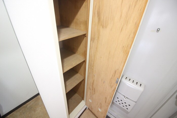 物件内観写真17　(靴箱)