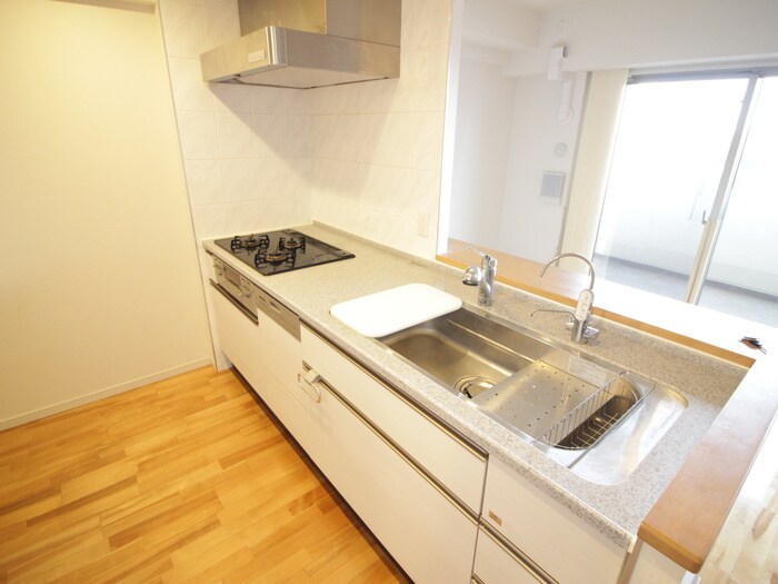 物件内観写真8　(キッチン)