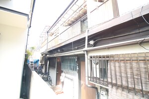 南長尾町貸家外観写真