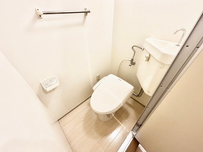 物件内観写真17　(トイレ)