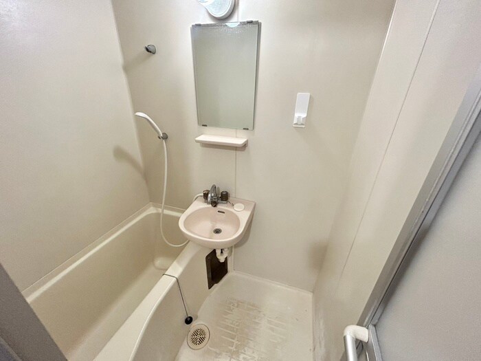 物件内観写真12　(バス／シャワールーム等)