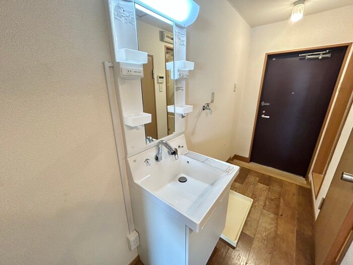 物件内観写真13　(洗面)