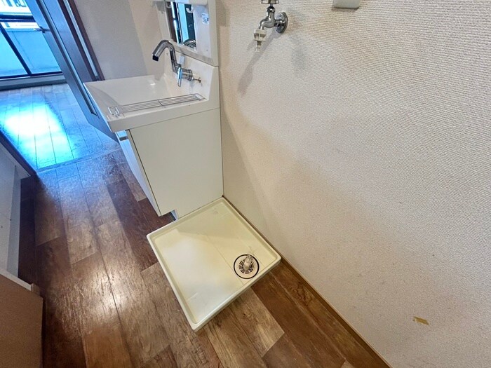 物件内観写真19　(洗濯機置場)