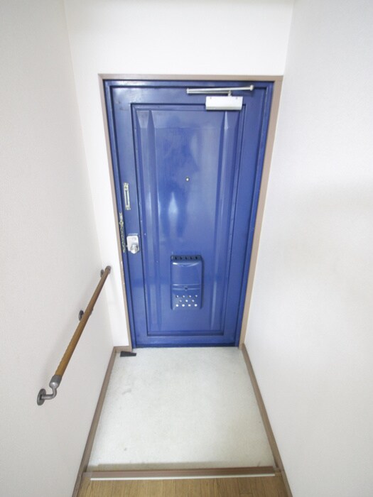 物件内観写真14　(玄関)