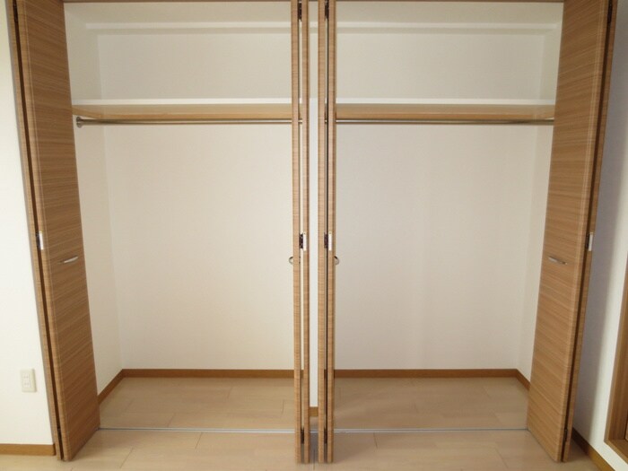 物件内観写真9　(洗面)