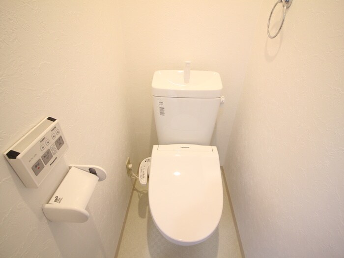 物件内観写真17　(トイレ)