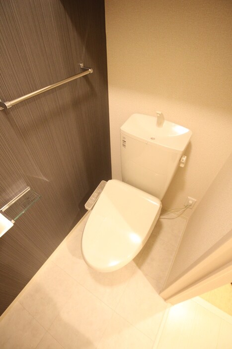 物件内観写真8　(トイレ)