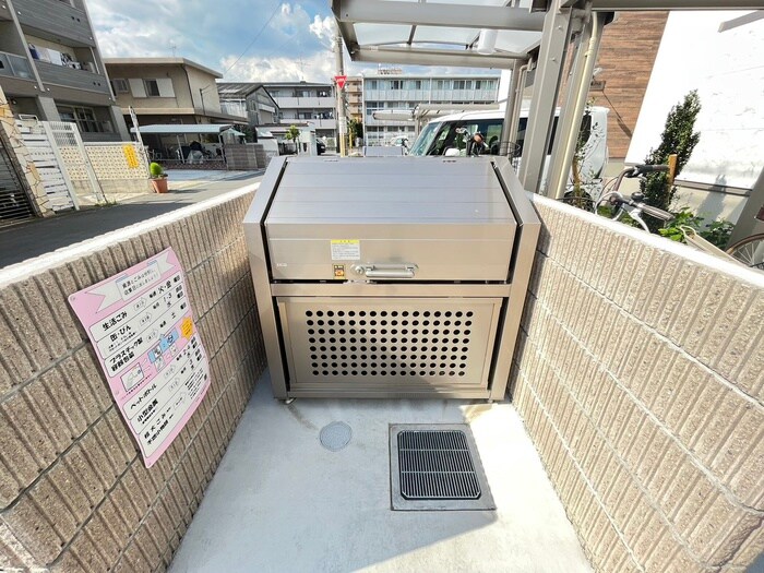 物件外観写真4　(建物設備)