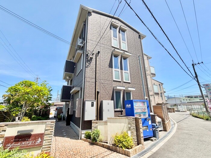 物件外観写真1　(外観写真)