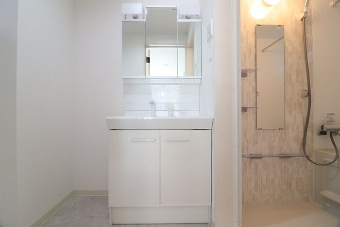 物件内観写真13　(洗面)