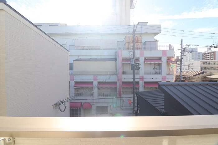 物件内観写真22　(室内からの展望)