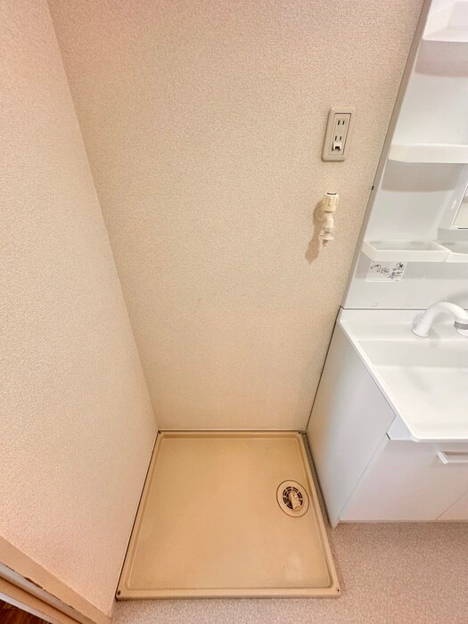 物件内観写真20　(洗濯機置場)