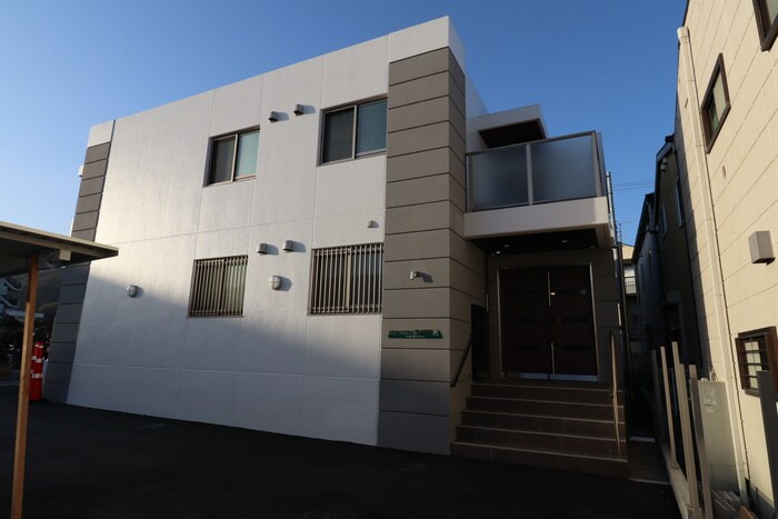 物件外観写真2　(外観写真)