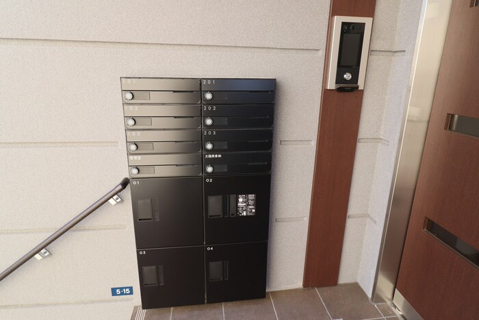 物件外観写真4　(建物設備)