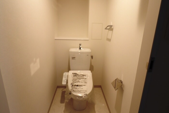 物件内観写真13　(トイレ)