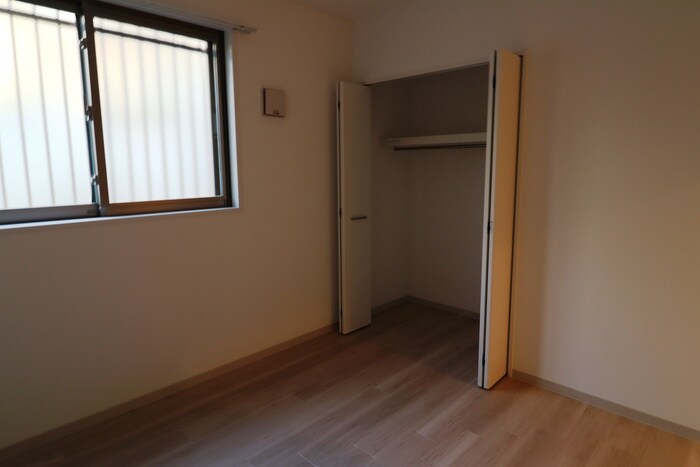 物件内観写真14　(居室)