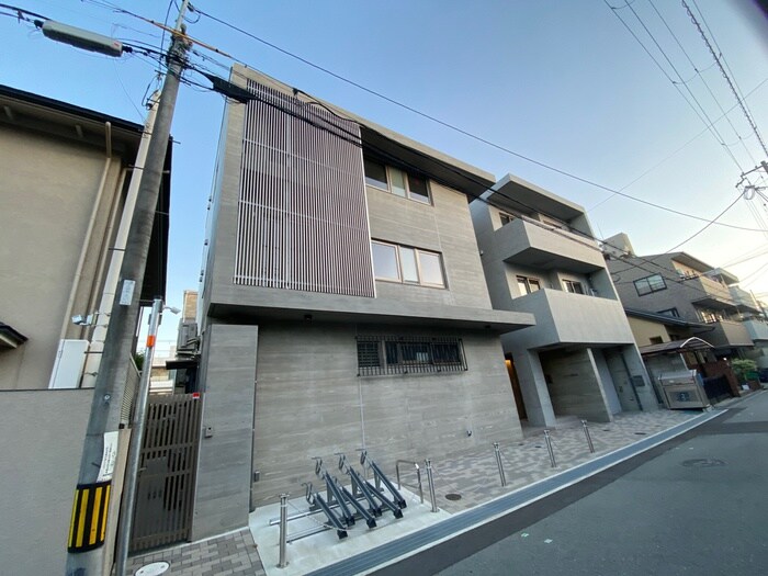 物件外観写真2　(外観写真)