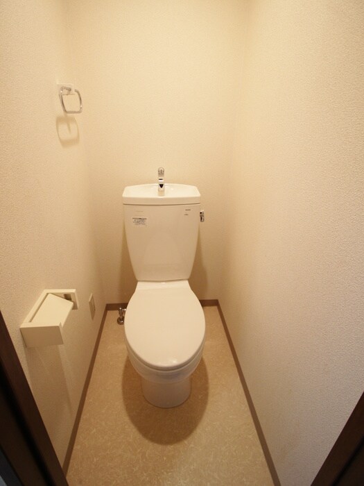 物件内観写真14　(トイレ)