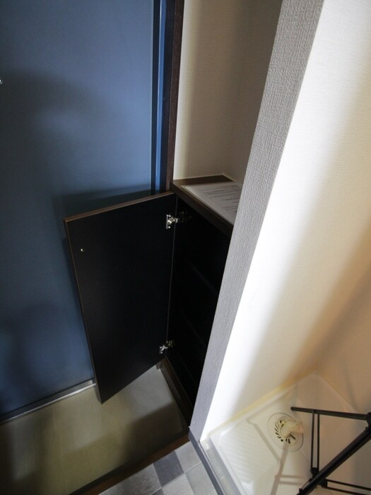 物件内観写真15　(靴箱)