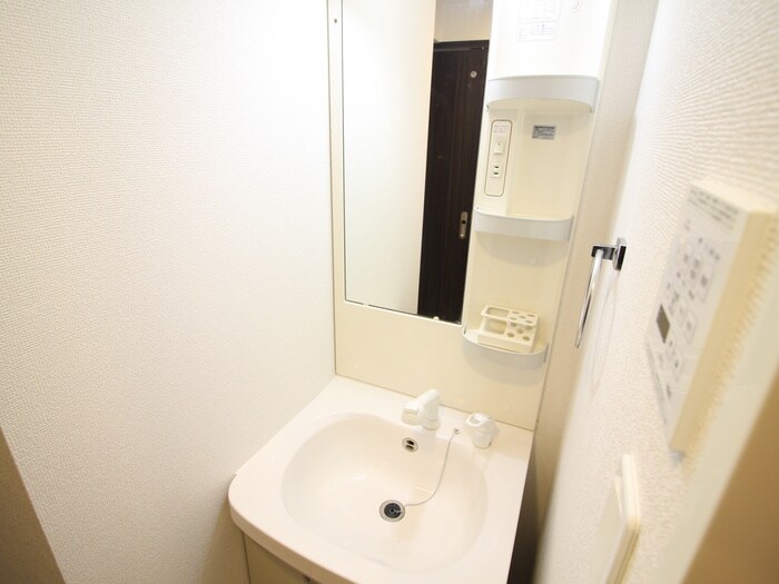 物件内観写真8　(洗面)