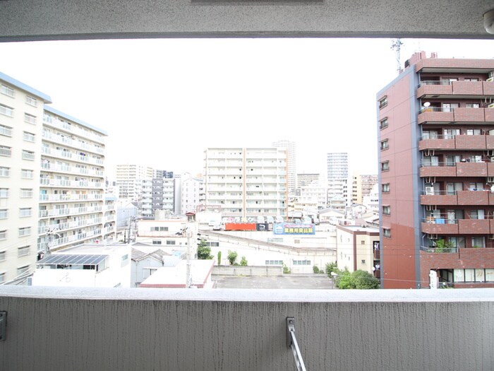 物件内観写真18　(室内からの展望)