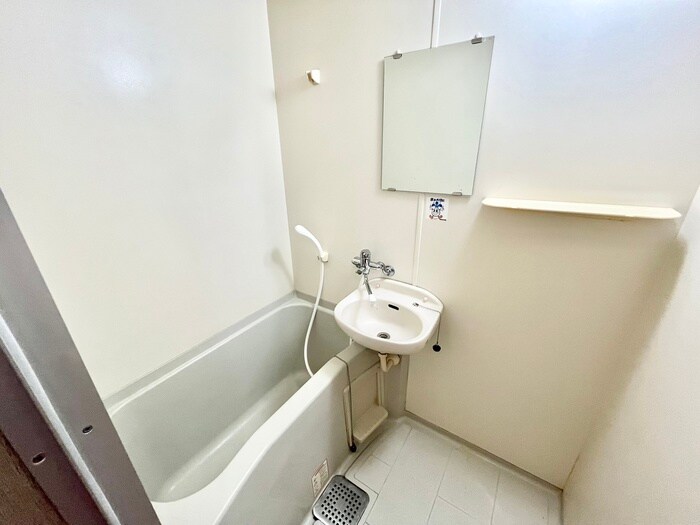 物件内観写真9　(バス／シャワールーム等)