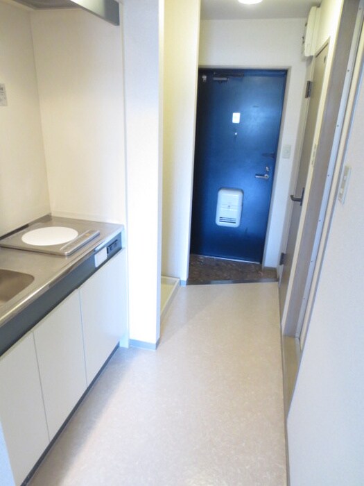 物件内観写真9　(廊下)