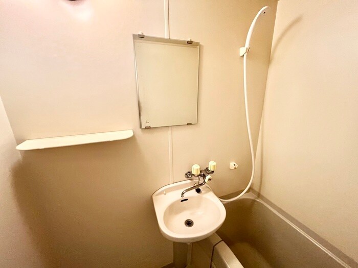 物件内観写真14　(洗面)