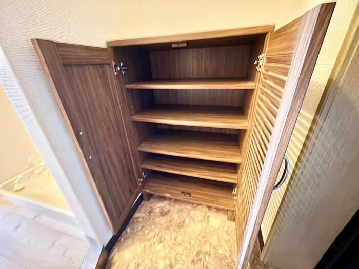 物件内観写真16　(靴箱)