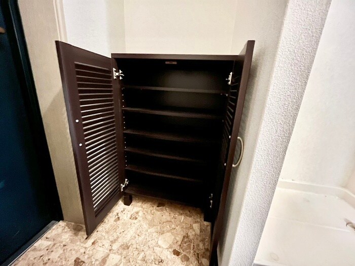 物件内観写真16　(靴箱)