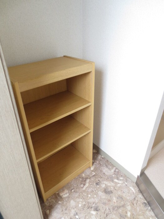 物件内観写真16　(靴箱)