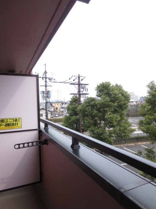 物件内観写真17　(室内からの展望)