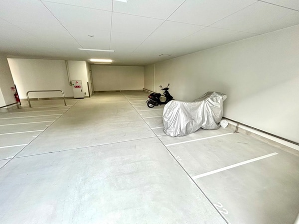 バイク置き場