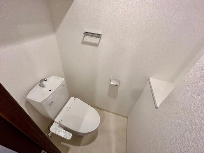 物件内観写真11　(トイレ)