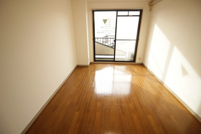 物件内観写真7　(居室)