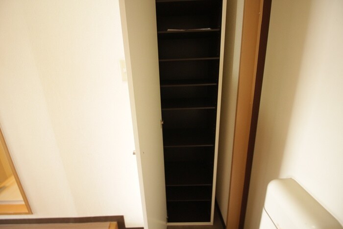 物件内観写真15　(靴箱)