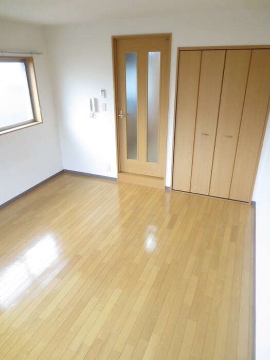 物件内観写真5　(居室)