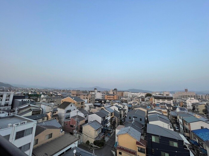 物件内観写真14　(室内からの展望)