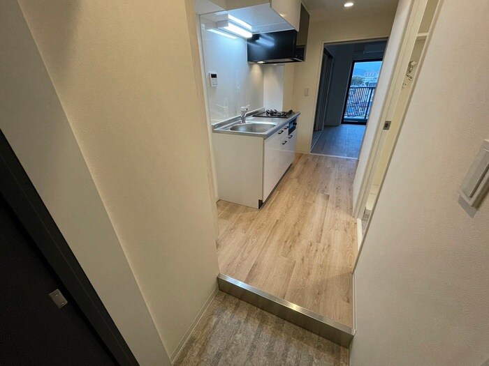 物件内観写真18　(廊下)