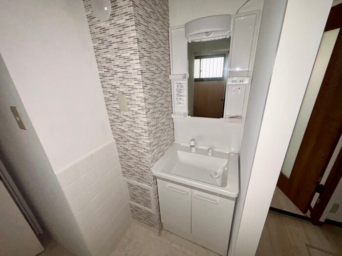 物件内観写真11　(洗面)