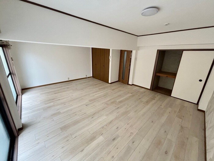 物件内観写真19　(居室)