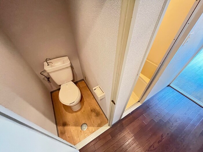 物件内観写真11　(トイレ)