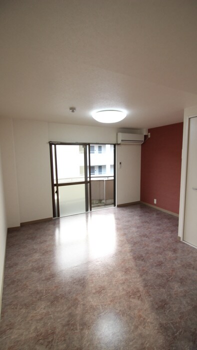 物件内観写真18　(居室)