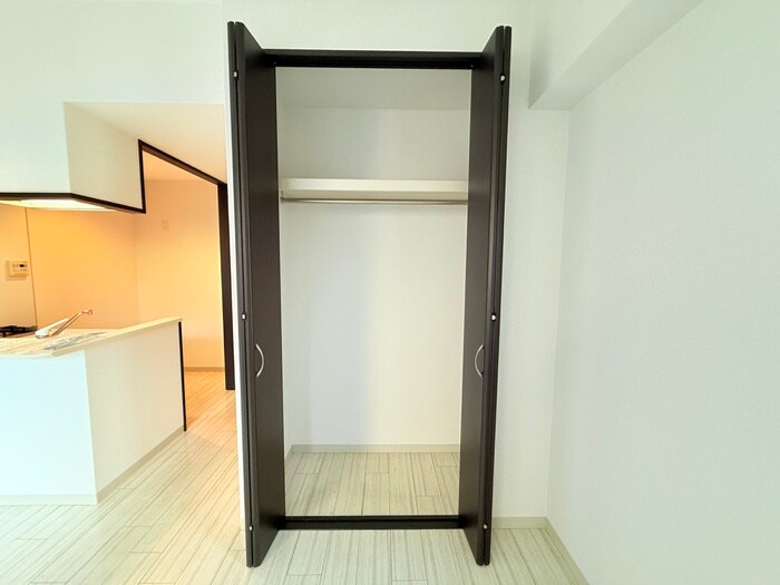 物件内観写真16　(収納)