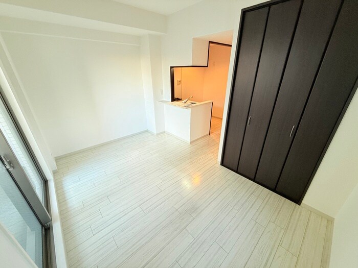 物件内観写真19　(居室)