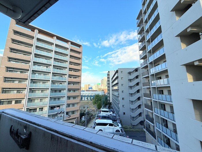 物件内観写真22　(室内からの展望)